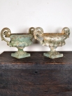 Пара античный французских железный урн / Antique French Iron Urns